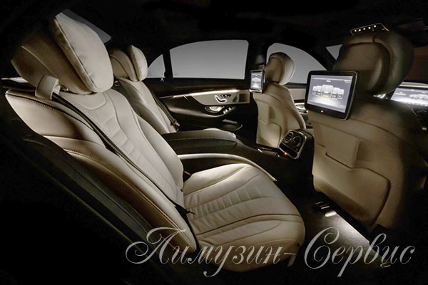 Заказать экскурсионную поездку в Несвижский замок