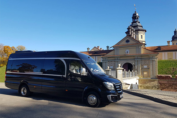 Тур в Несвижский замок на микроавтобусе